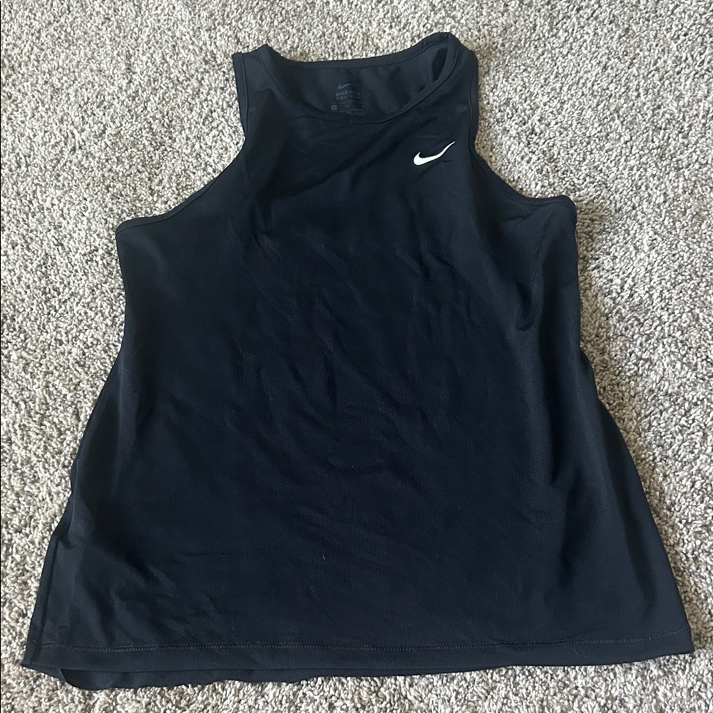 Nike Women's Black Sleeveless Tank